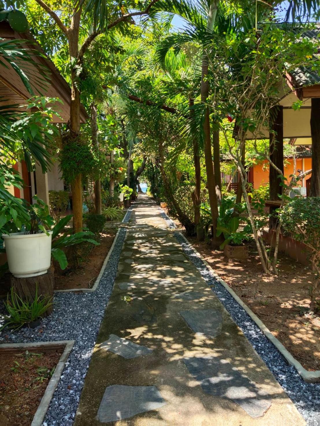 Lanta Riviera Beach Resort Ko Lanta Esterno foto