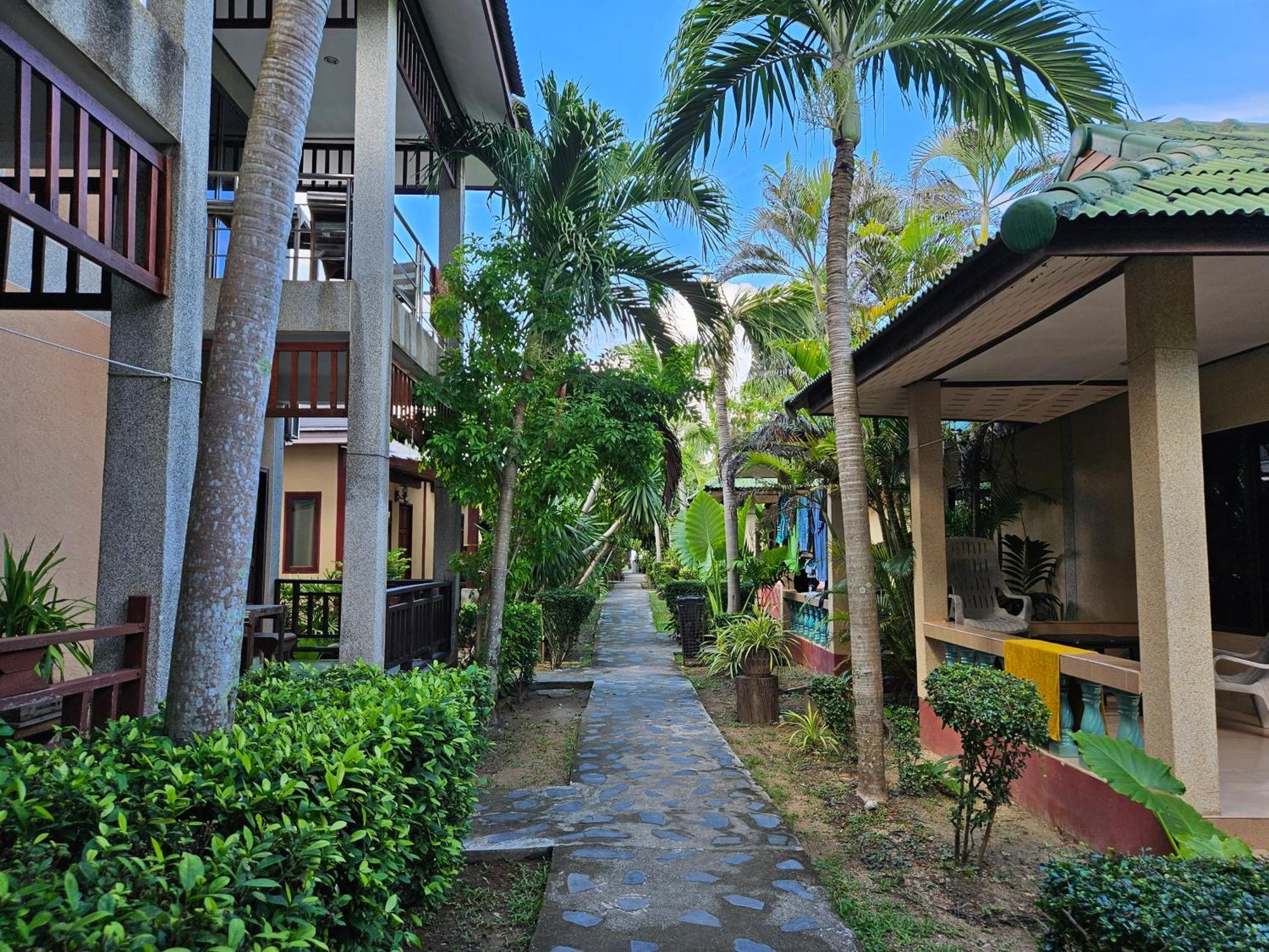 Lanta Riviera Beach Resort Ko Lanta Esterno foto