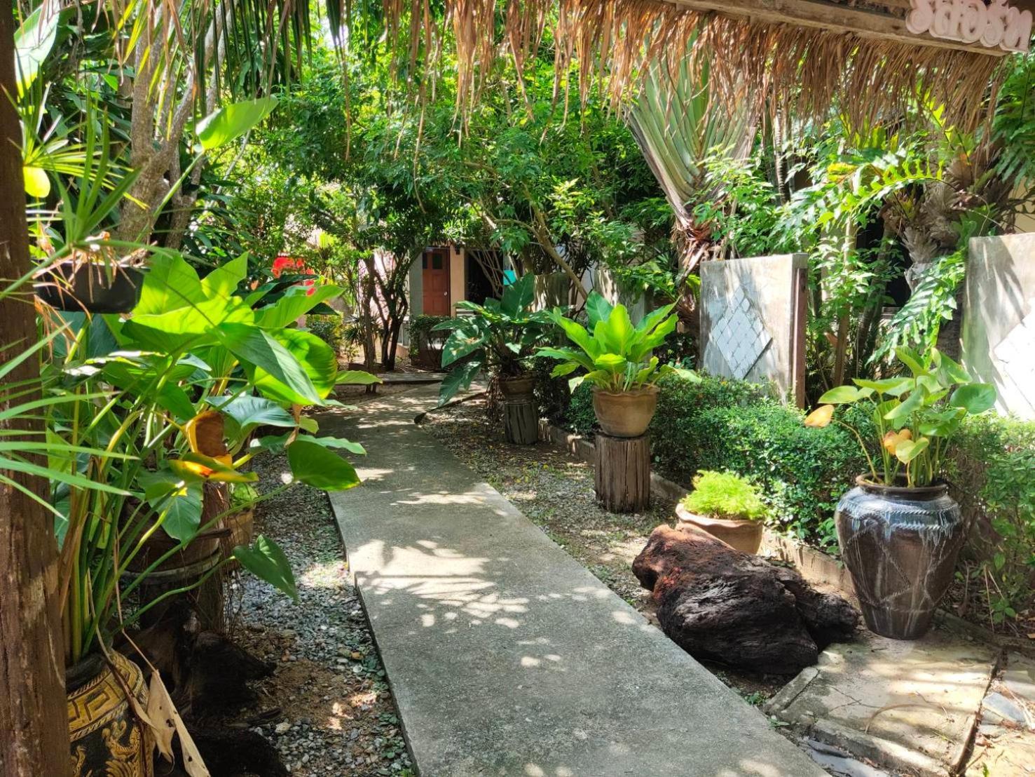 Lanta Riviera Beach Resort Ko Lanta Esterno foto
